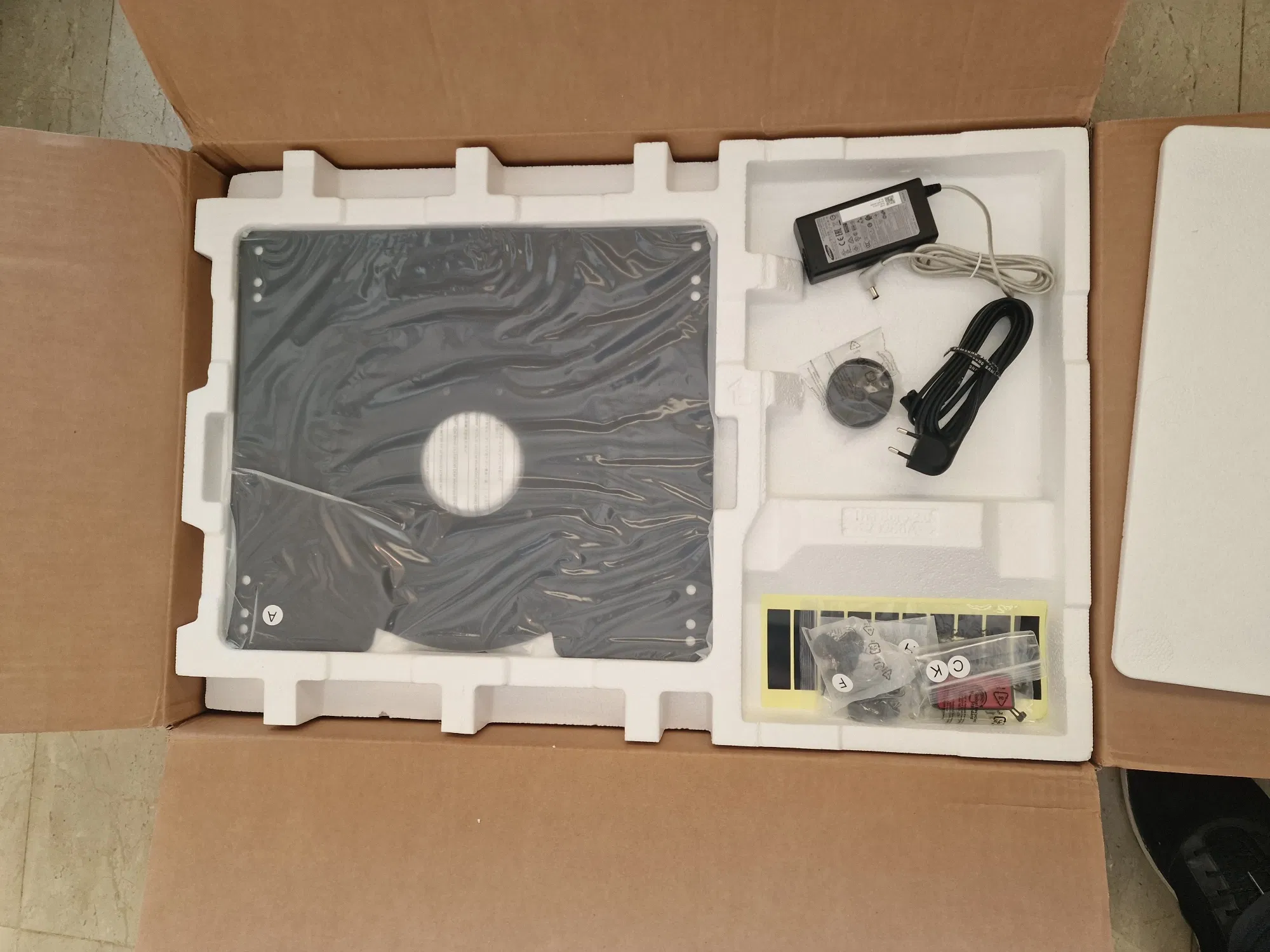 Suport VG ARAB43STD rotire automata Samsung open box factura garantie - imagine 5